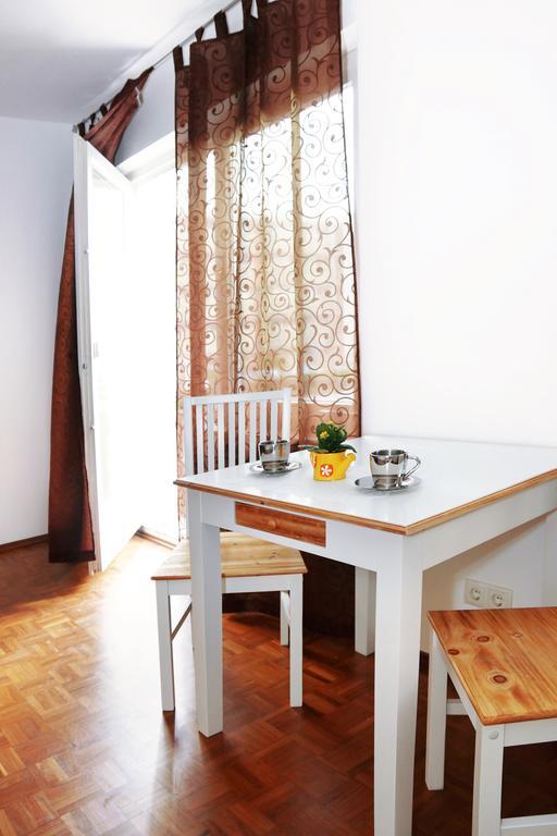 Hostel Villa Viva Μπρέγκενζ Δωμάτιο φωτογραφία